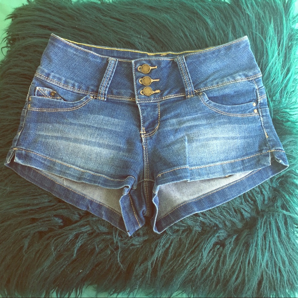 Classic Jean Shorts 1
